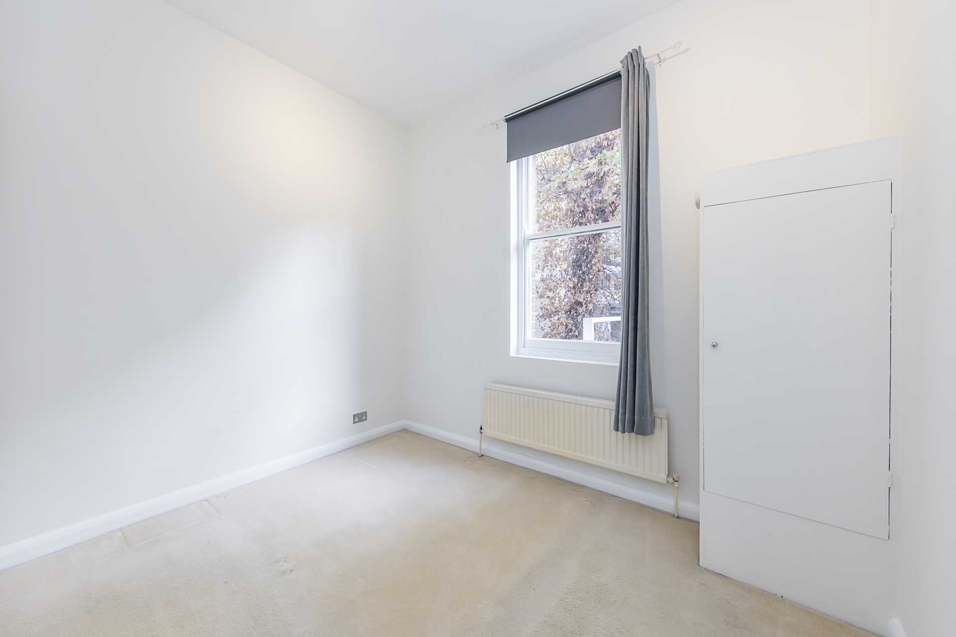 Earls Court Square, Earls Court, SW5, Image 6