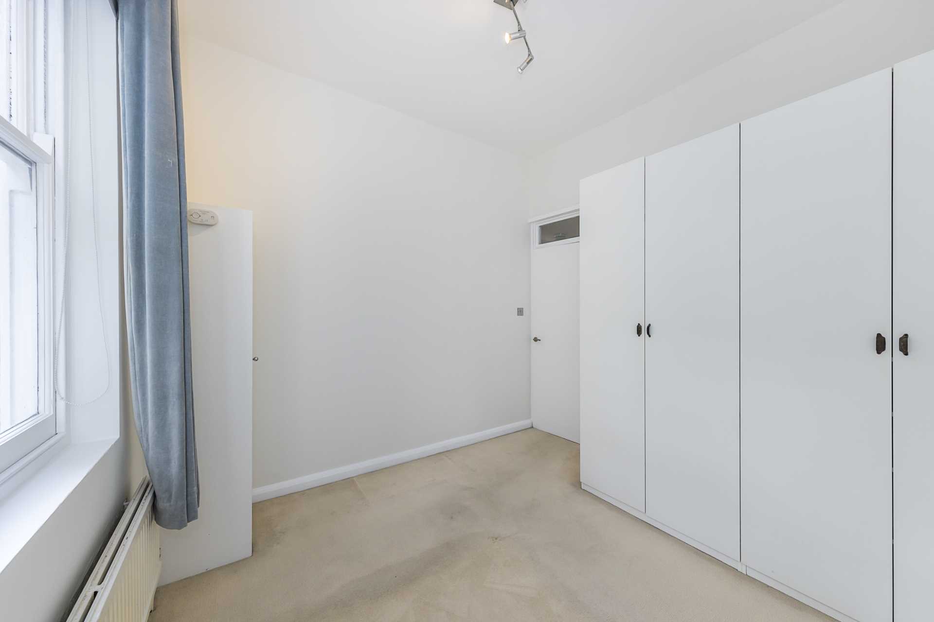 Earls Court Square, Earls Court, SW5, Image 7