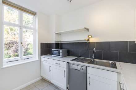 Earls Court Square, Earls Court, SW5, Image 4