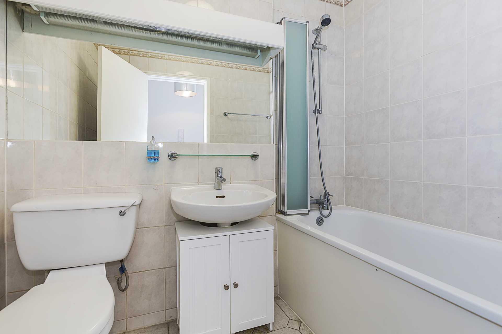 Cromwell Road, Earl's Court, SW5, Image 7