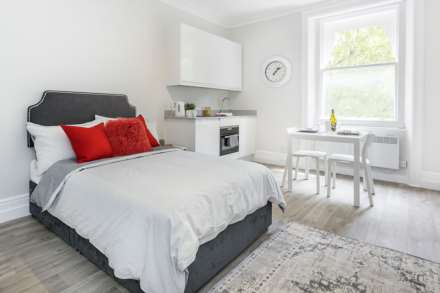 Barkston Gardens, Earls Court, SW5, Image 4