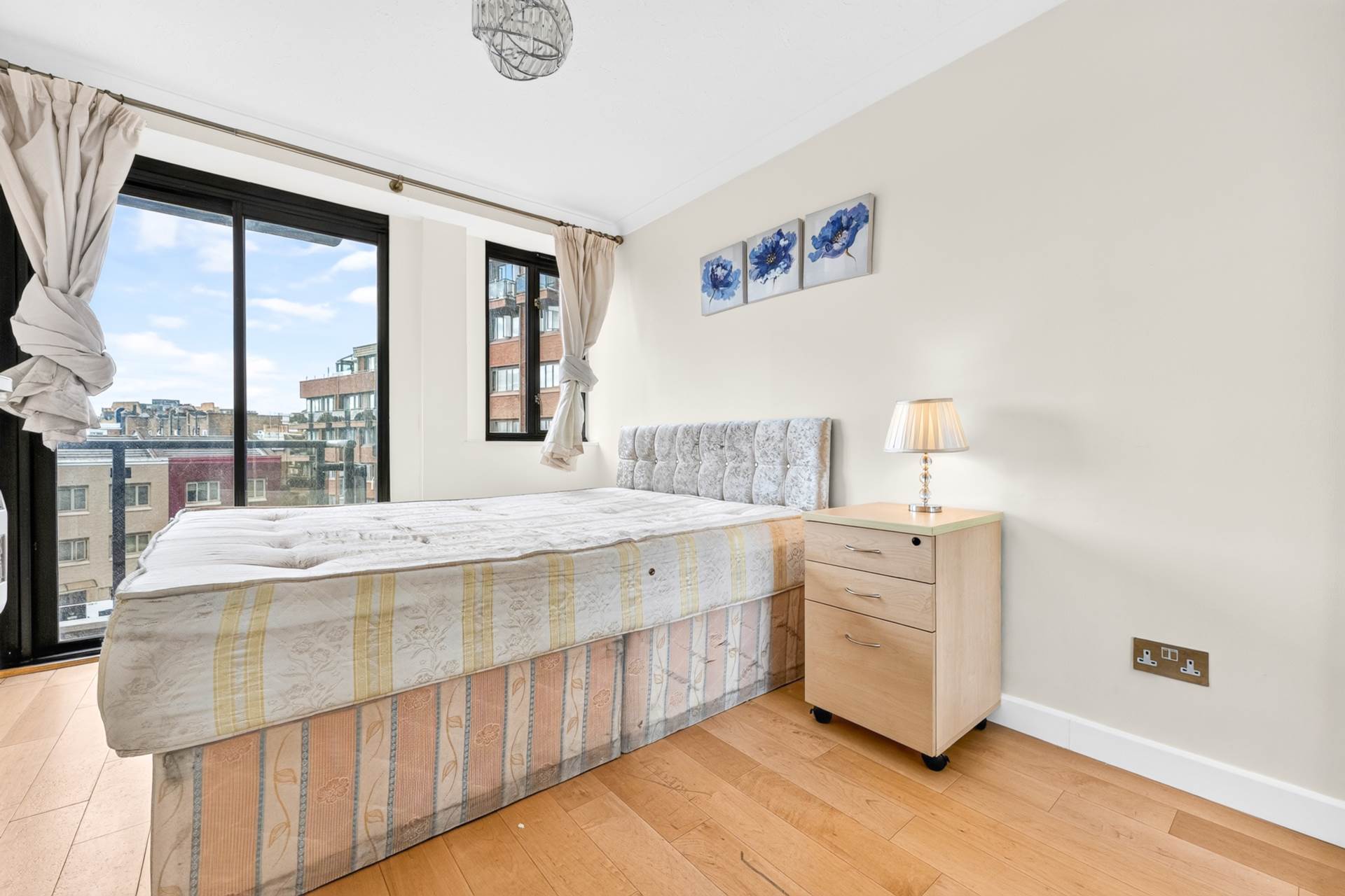 Cromwell Road, Earls Court, SW5, Image 11
