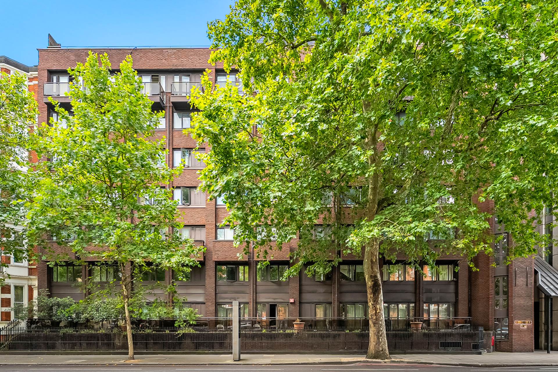 Cromwell Road, Earls Court, SW5, Image 18