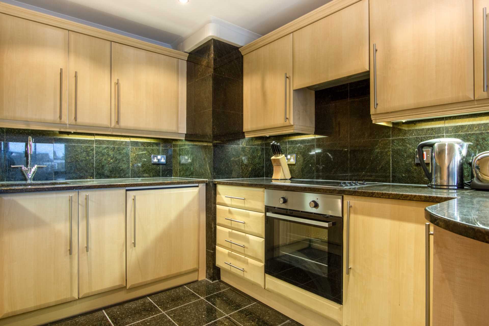 Cromwell Road, Earls Court, SW5, Image 2