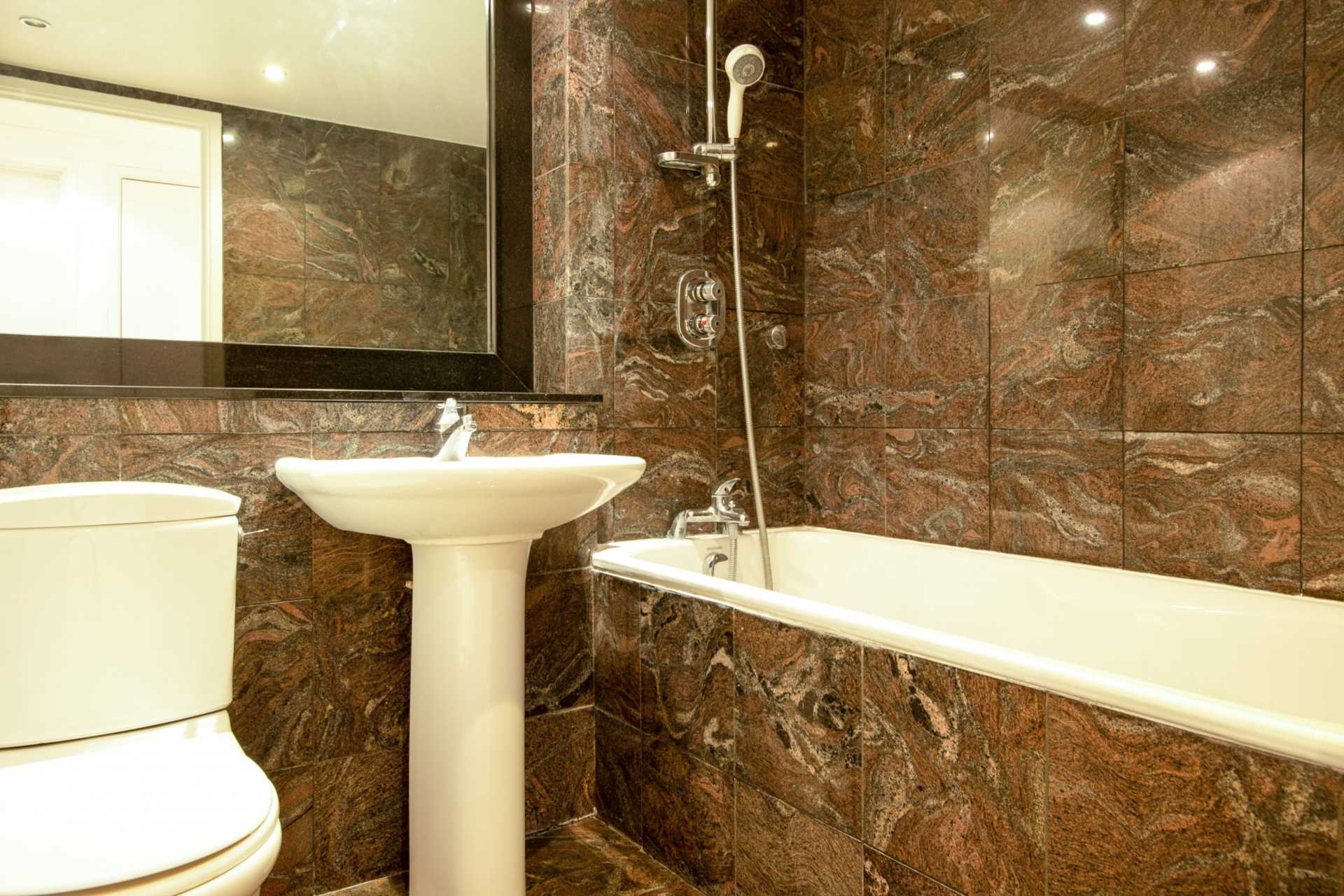 Cromwell Road, Earls Court, SW5, Image 3