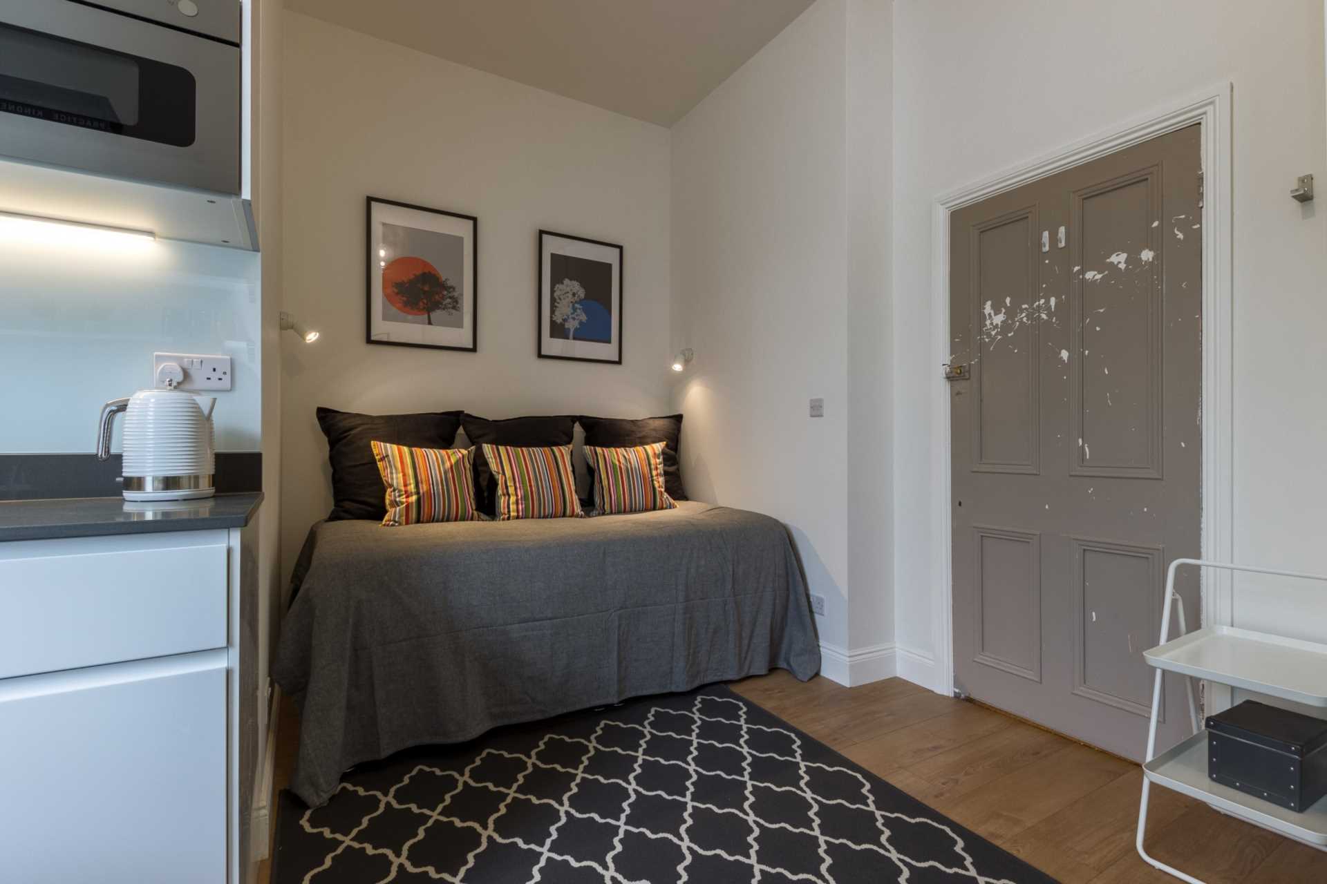 Barkston Gardens, Earls Court, SW5, Image 2