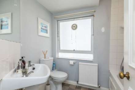 Gloucester Street, Pimlico. SW1V, Image 6