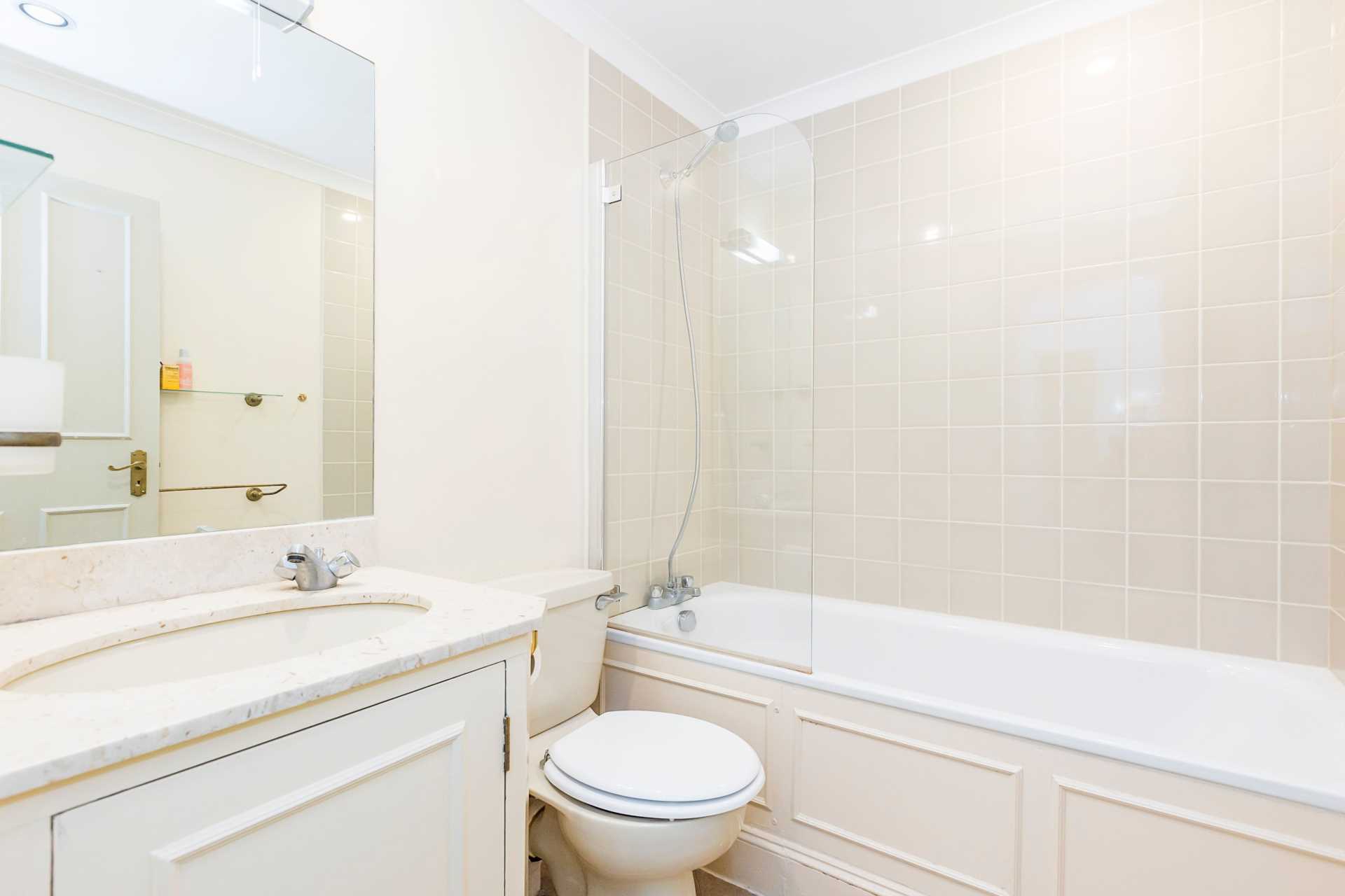 St Georges Square, Pimlico, SW1V, Image 12