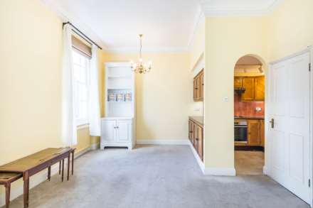 1 Bedroom Apartment, St Georges Square, Pimlico, SW1V