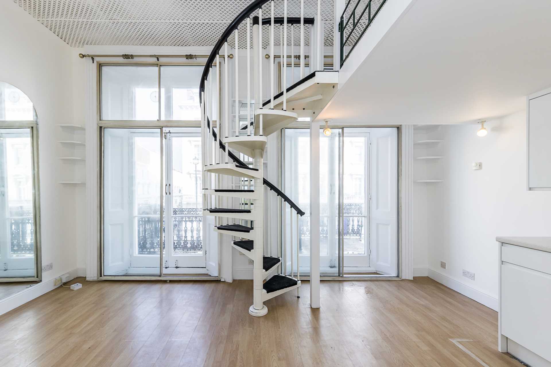 St Georges Drive, Pimlico, SW1V, Image 2