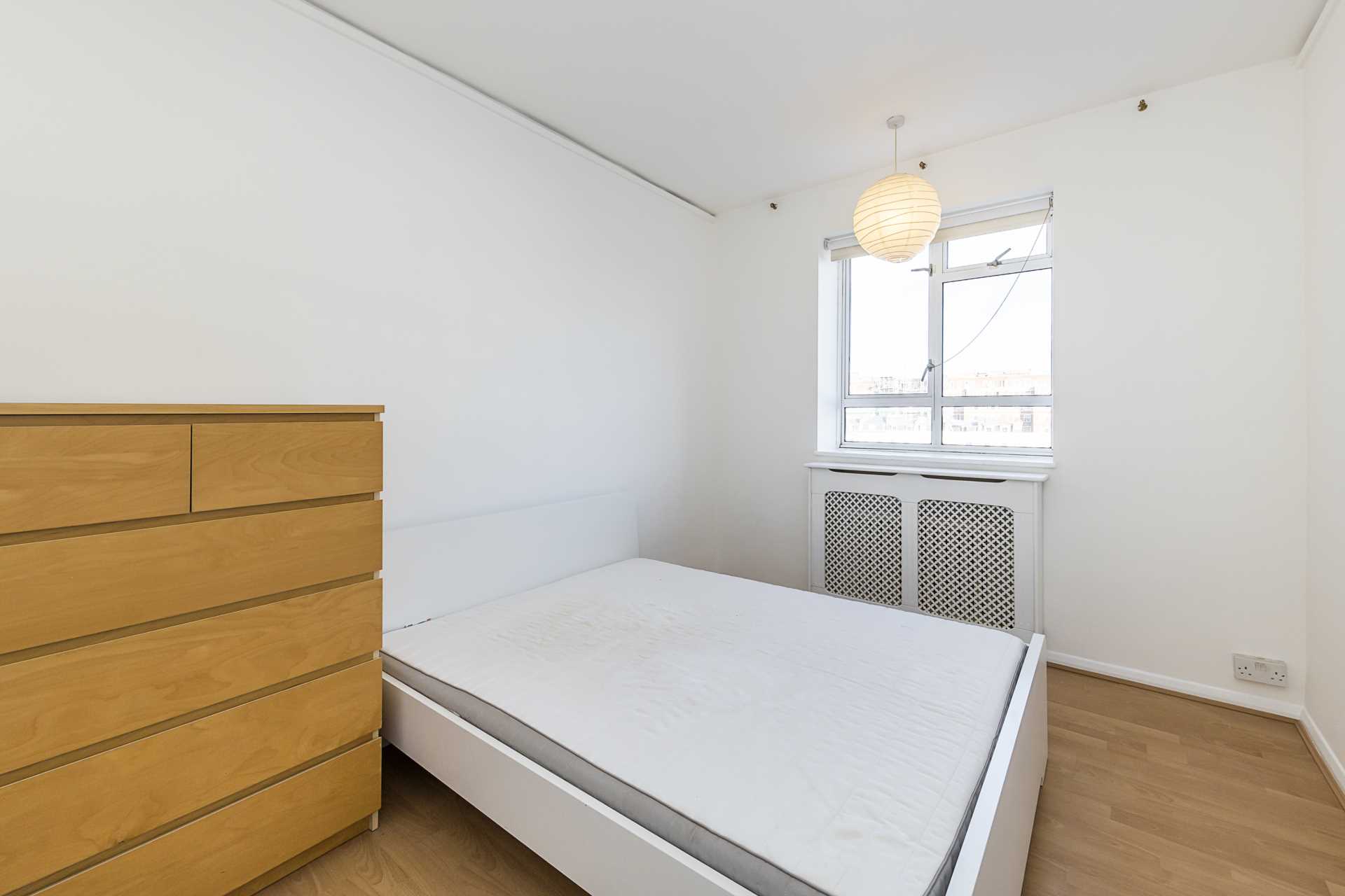 Churchill Gardens, Pimlico, SW1V, Image 10