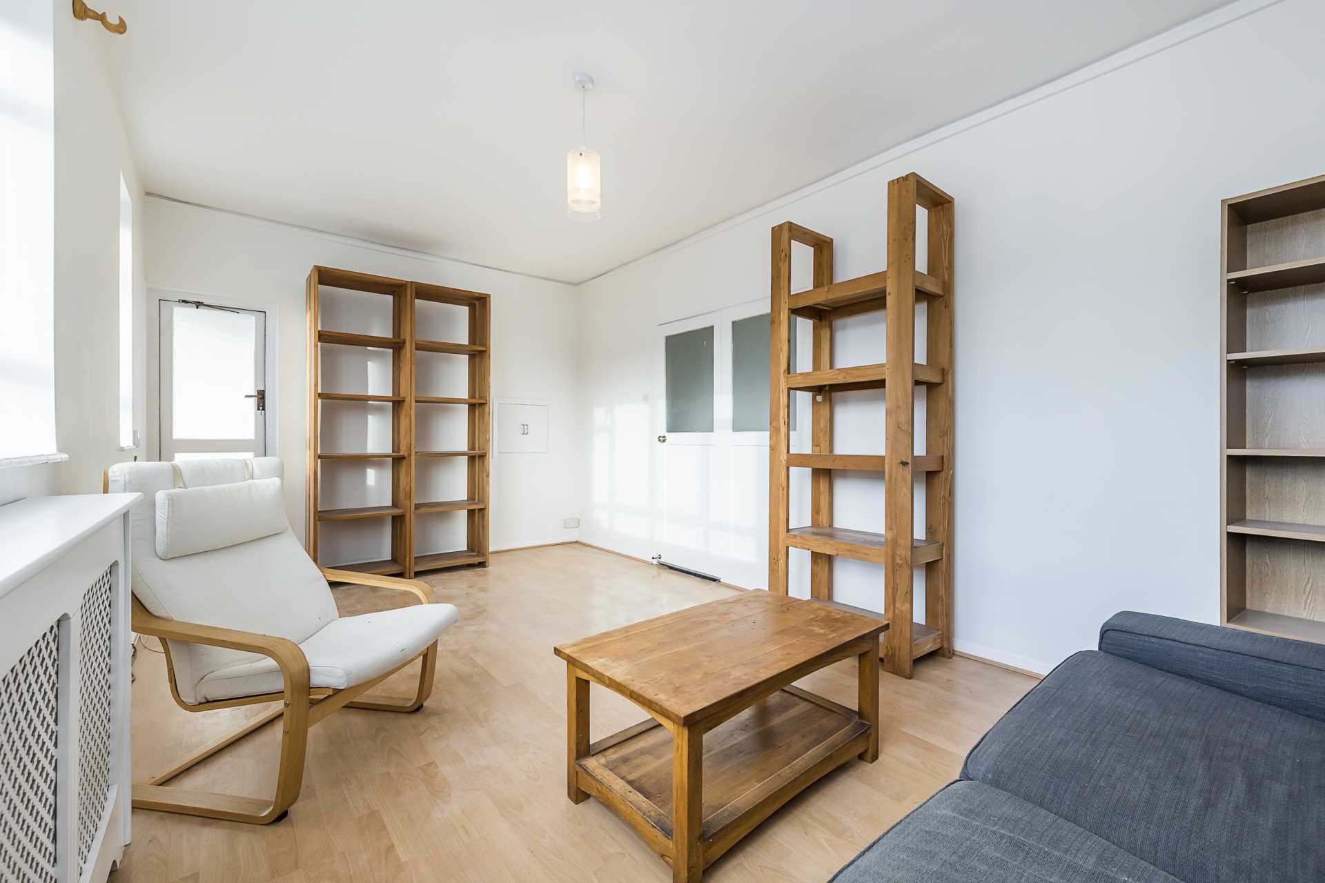 Churchill Gardens, Pimlico, SW1V, Image 4