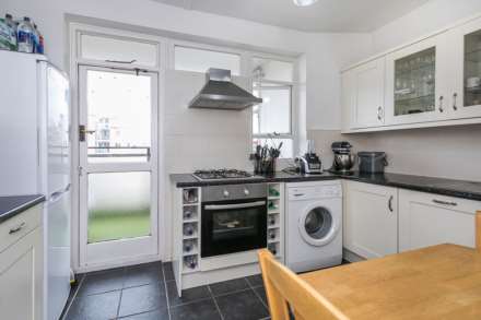 Churchill Gardens, Pimlico, SW1V, Image 5