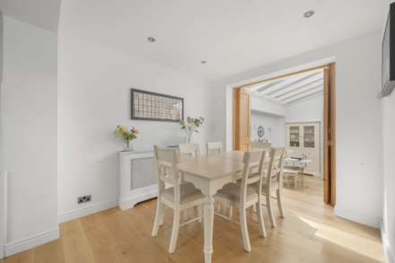 Kinnerton Place North, Knightsbridge, SW1X, Image 3