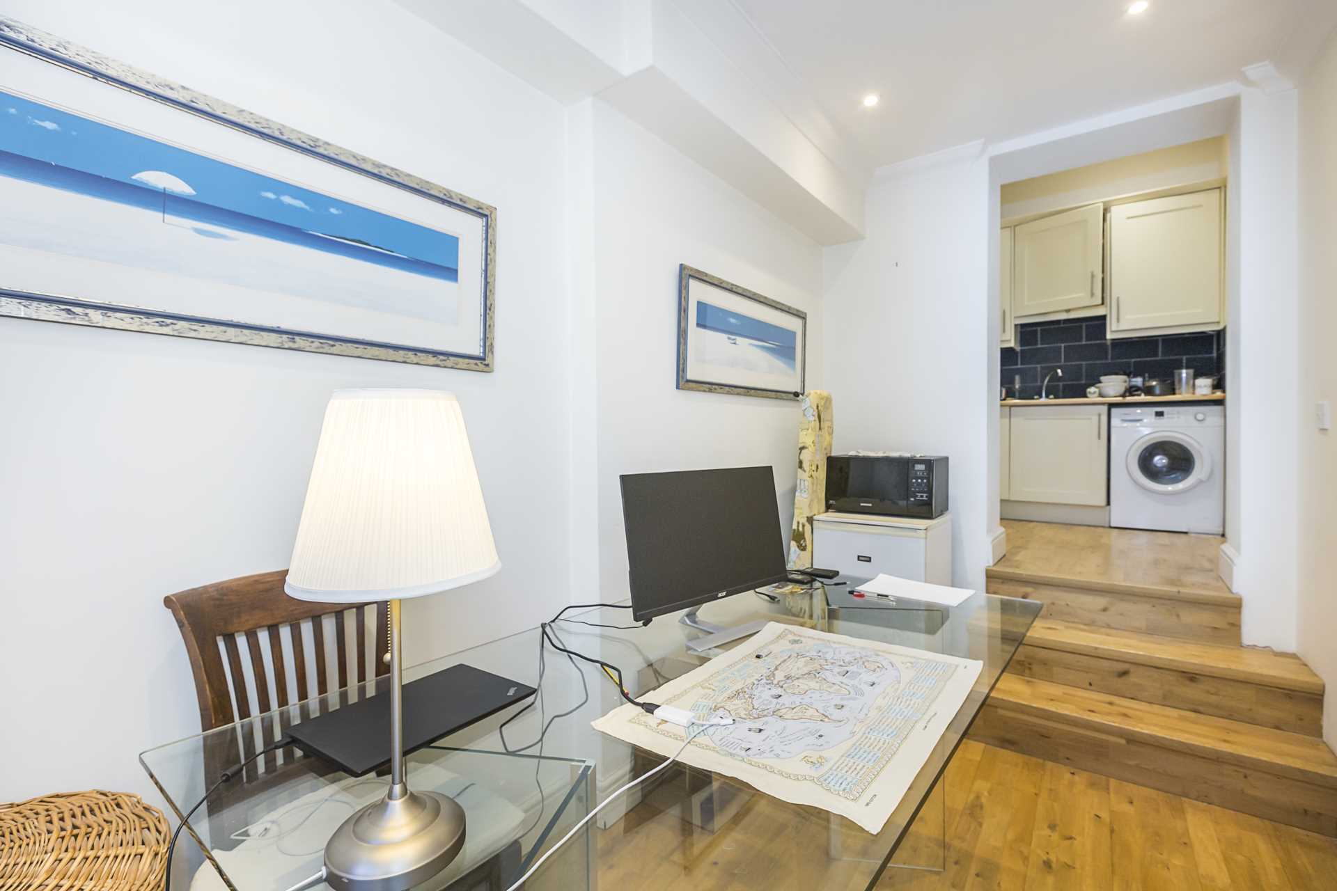 Alderney Street, Pimlico, SW1V, Image 10