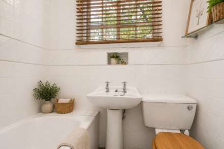 Chelsea Manor Street, London, SW3, Image 5