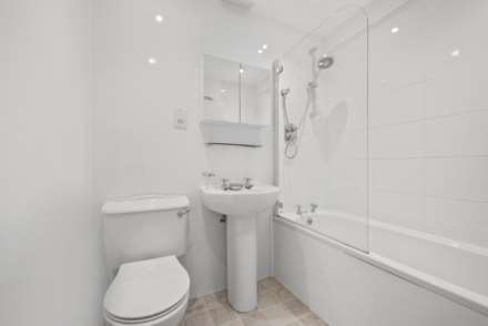 Chelsea Manor Gardens, Chelsea, SW3, Image 5