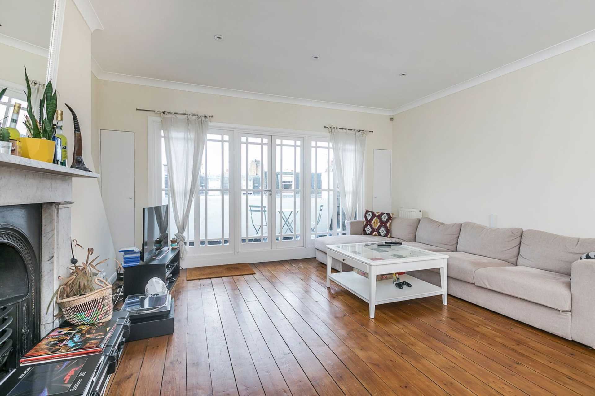 Moreton Place, Pimlico, SW1V, Image 2