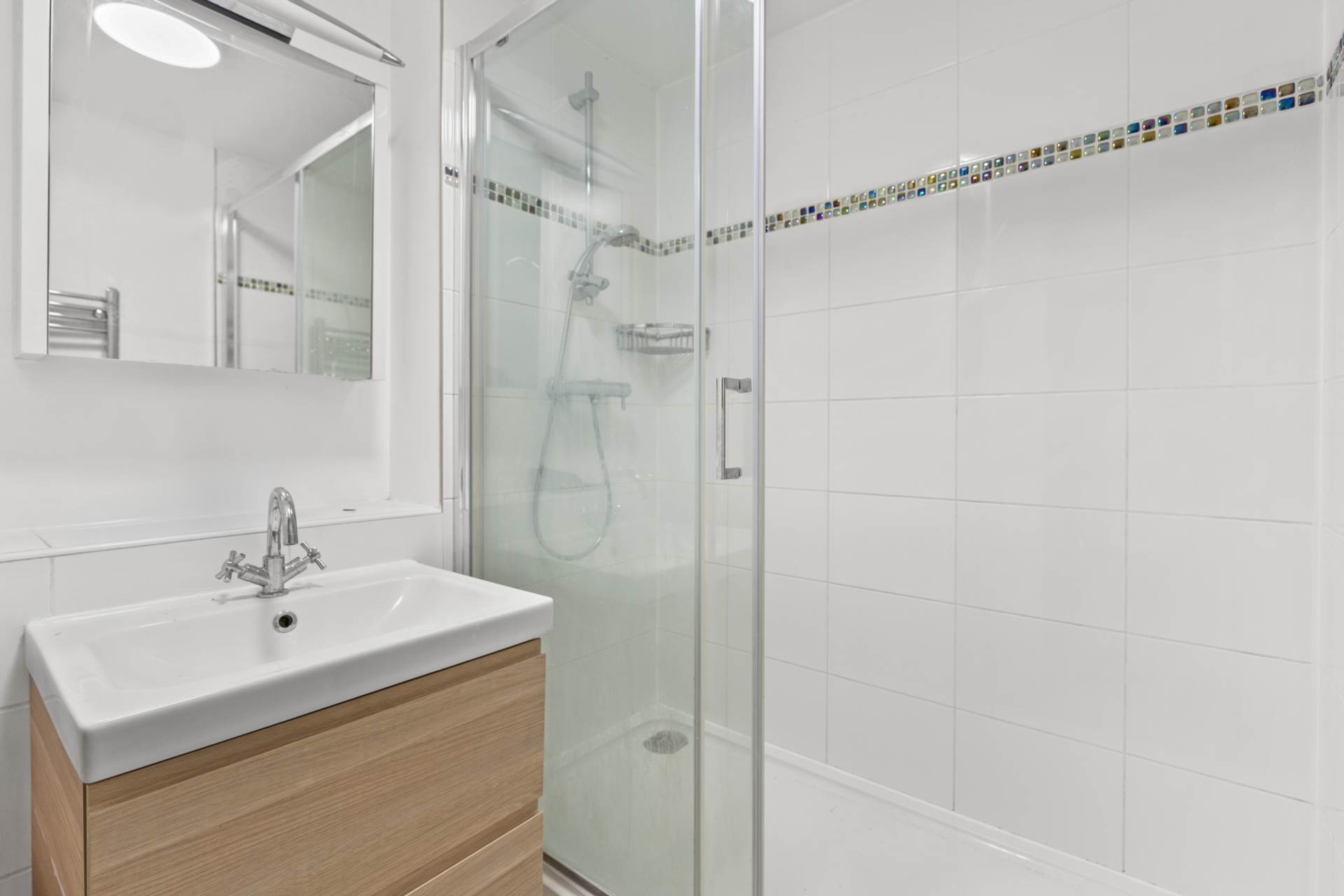 Vauxhall Bridge Road, Pimlico, SW1V, Image 6