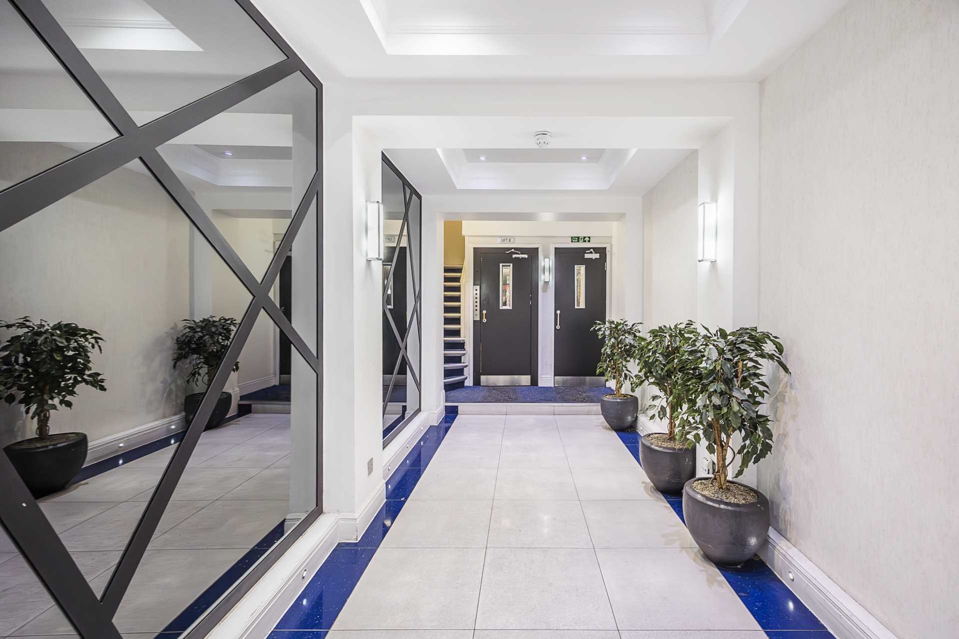 Old Brompton Road, South Kensington, SW7, Image 12