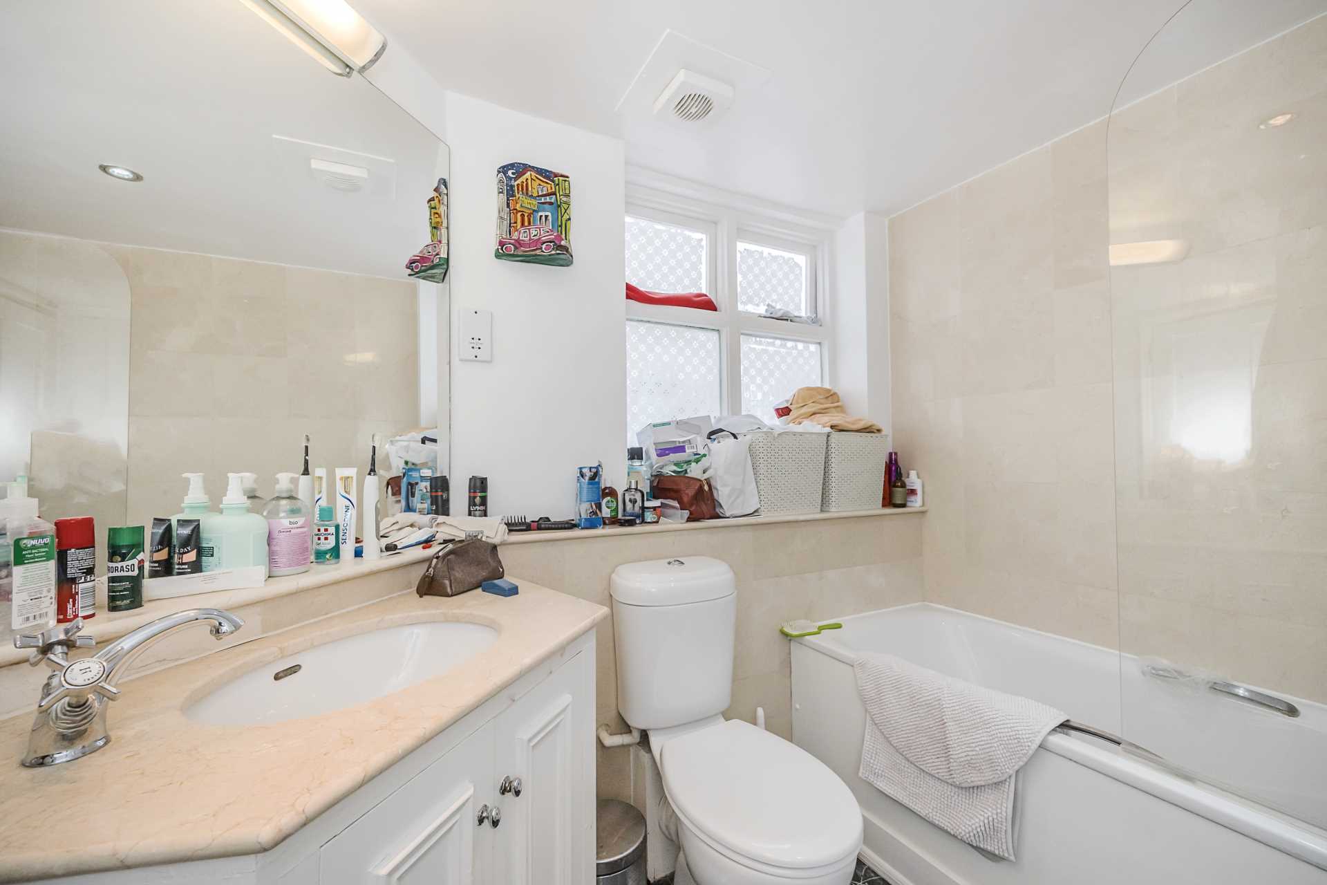 Old Brompton Road, South Kensington, SW7, Image 9