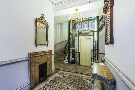 Cromwell Mansions, Cromwell Road, SW5, Image 9
