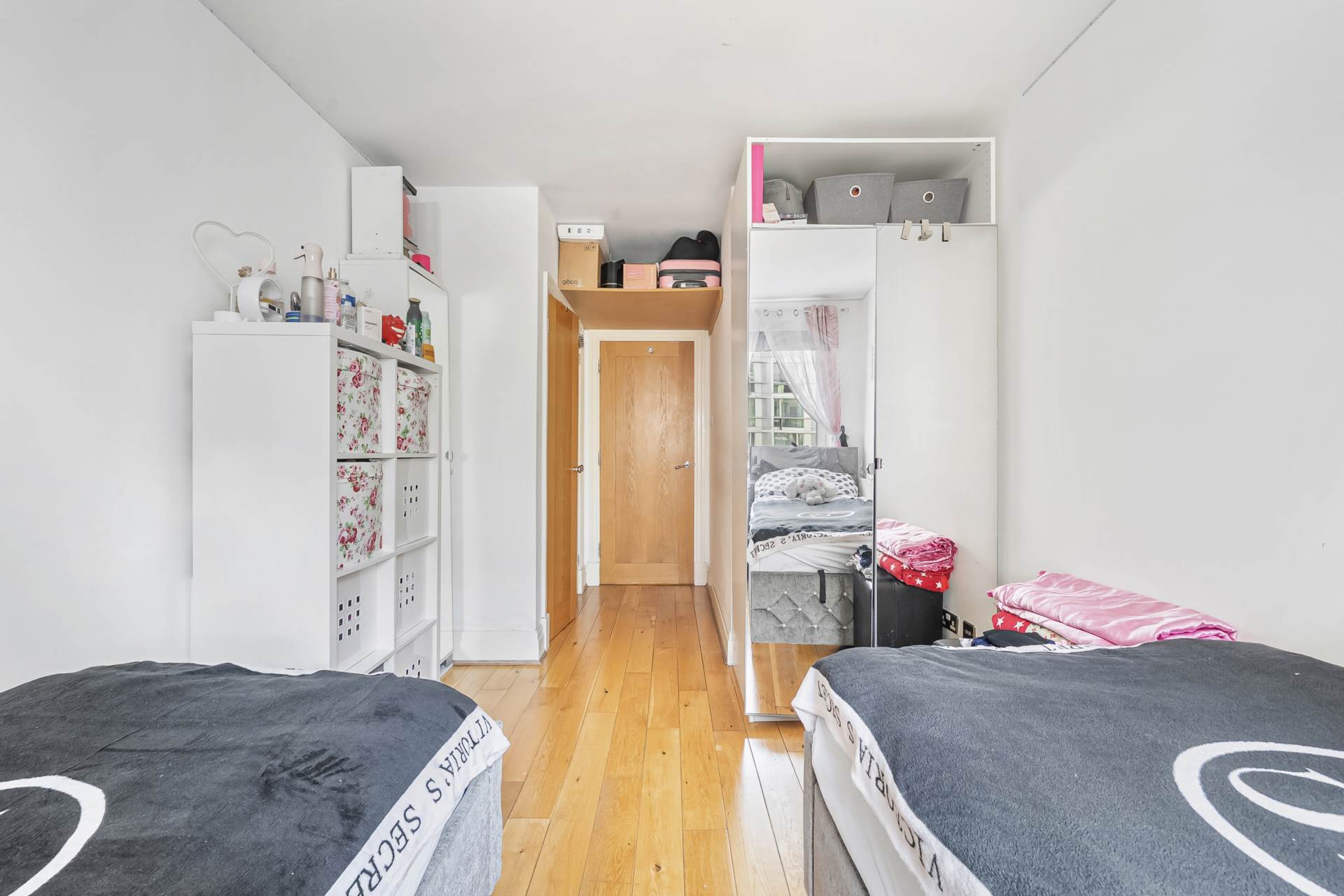 Beckford Close, Kensington, W14, Image 12