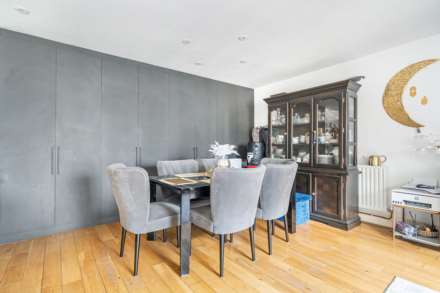 Beckford Close, Kensington, W14, Image 5