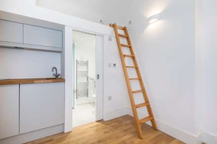 Cromwell Road, Earl's Court, SW5, Image 2