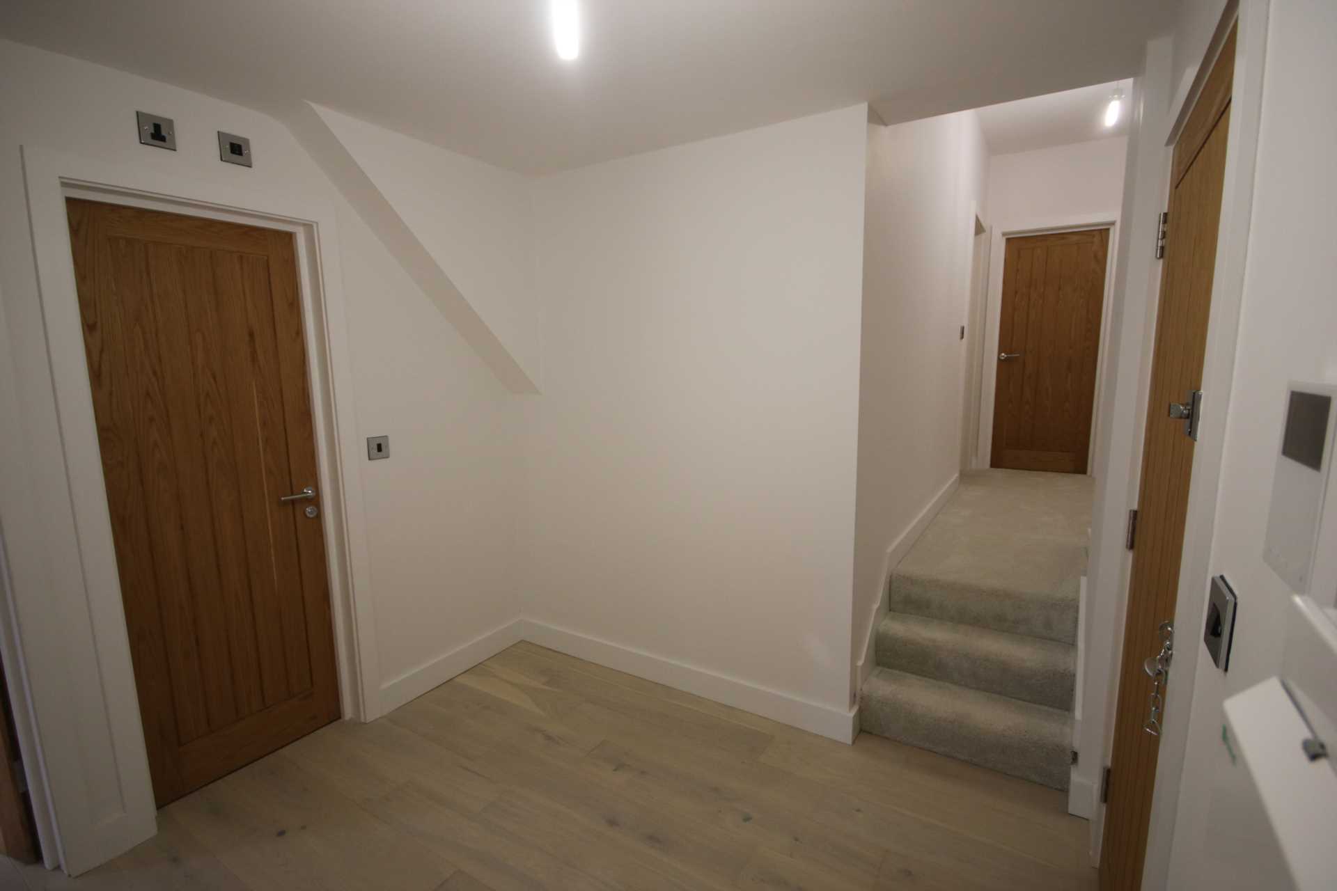Property To Rent High Street, Alton Honey Lettings (ID 401)