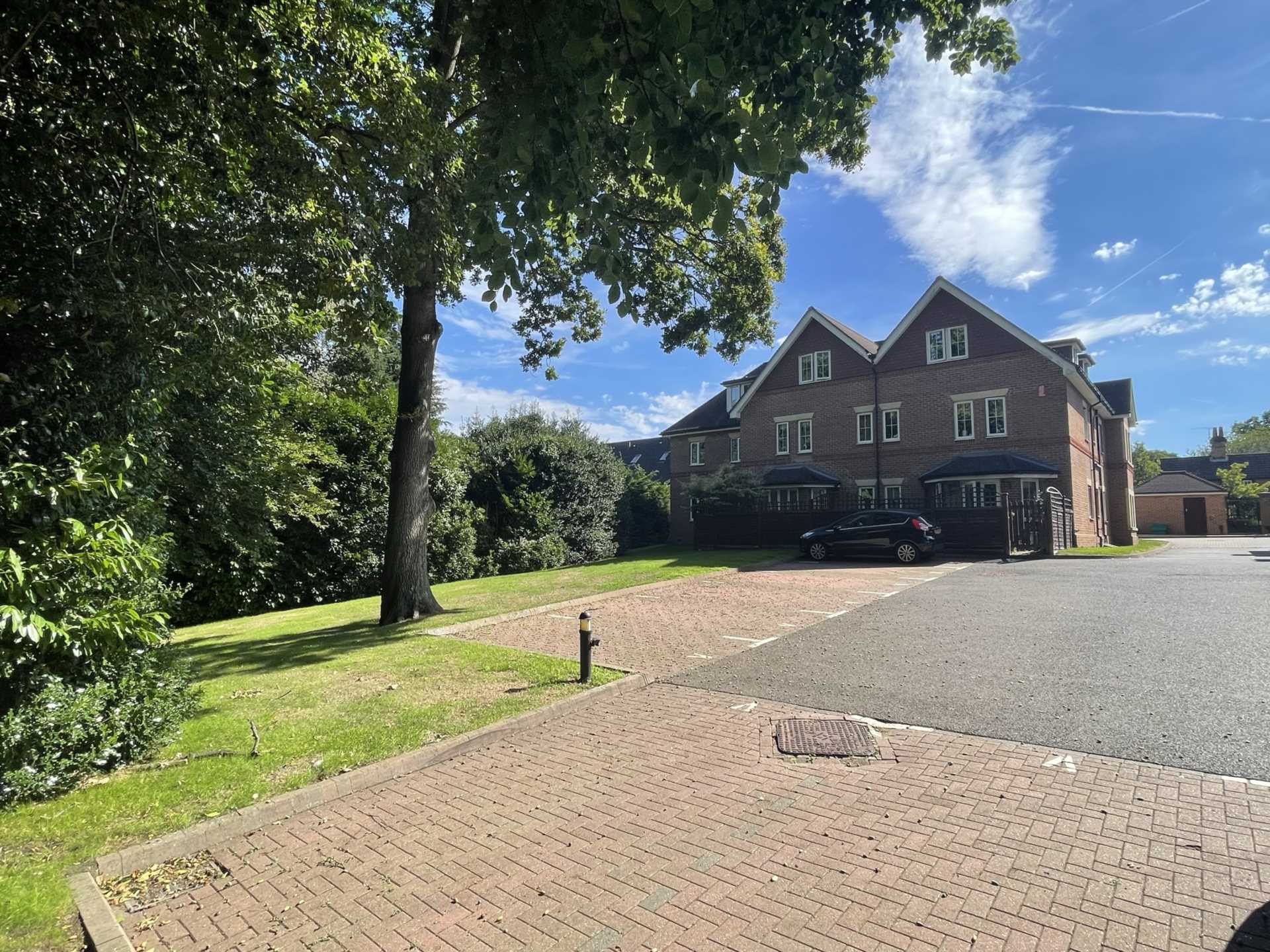 Property To Rent Aldershot Road, Church Crookham, Fleet Honey