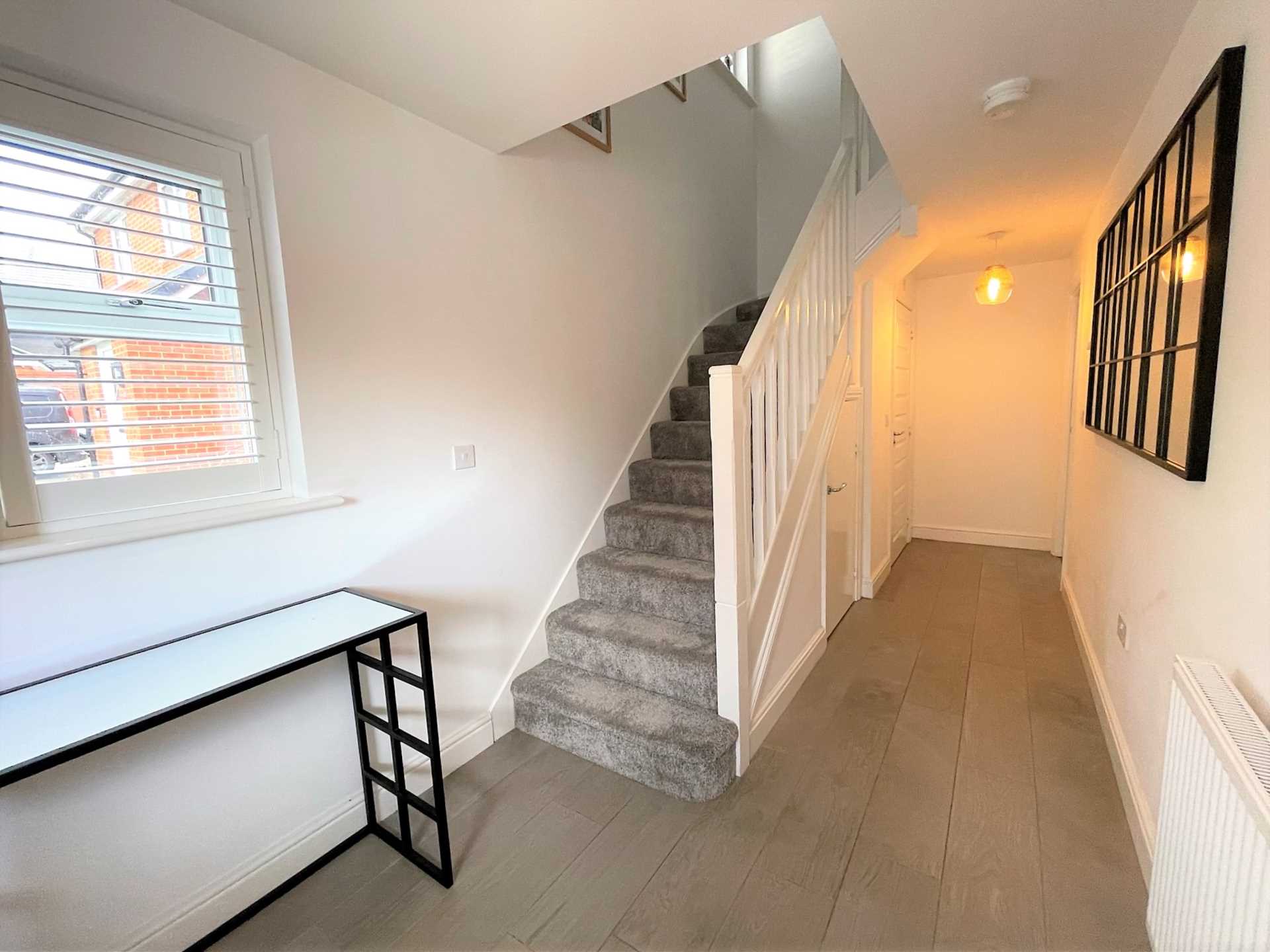 Property To Rent Nugent Close, Church Crookham Honey Lettings (ID 740)