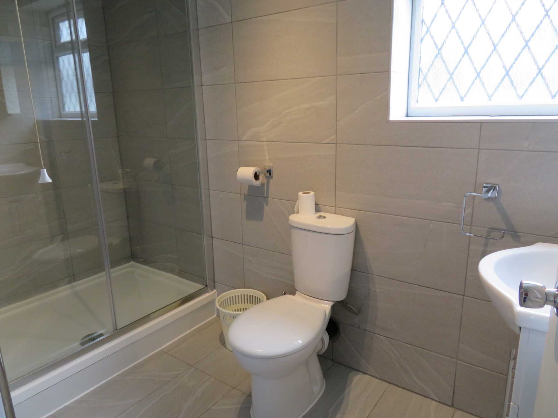 The Chase, Guildford, Image 5