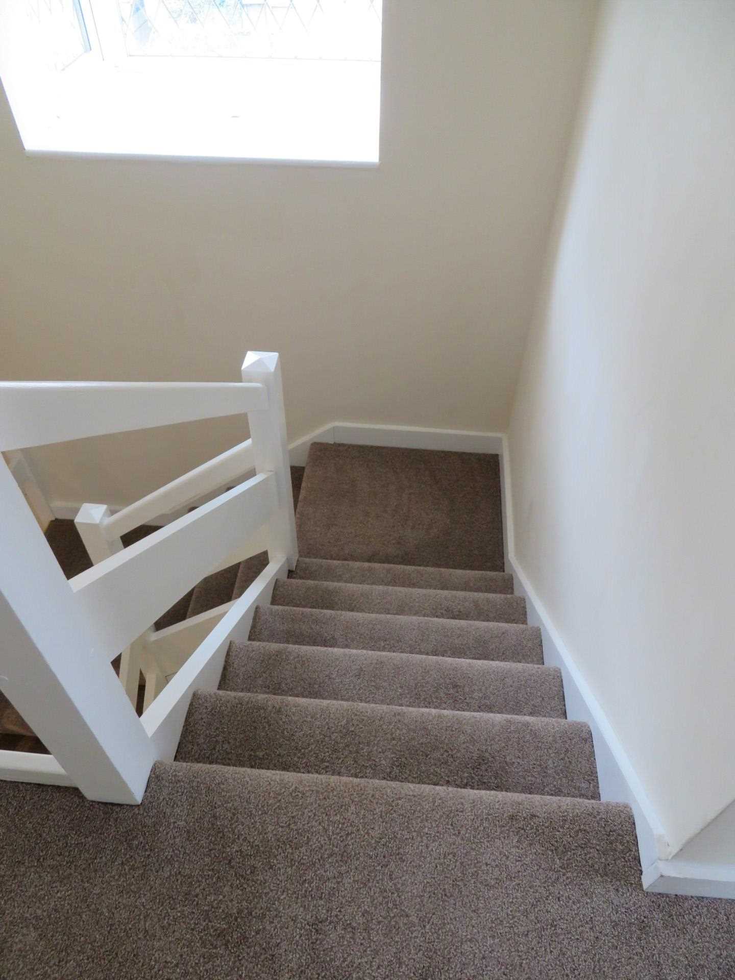 The Chase, Guildford, Image 6