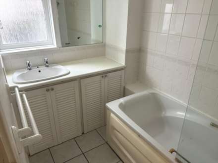 Bedford House, Guildford, Image 5