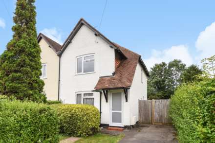 3 Bedroom Semi-Detached, Raymond Crescent, Guildford