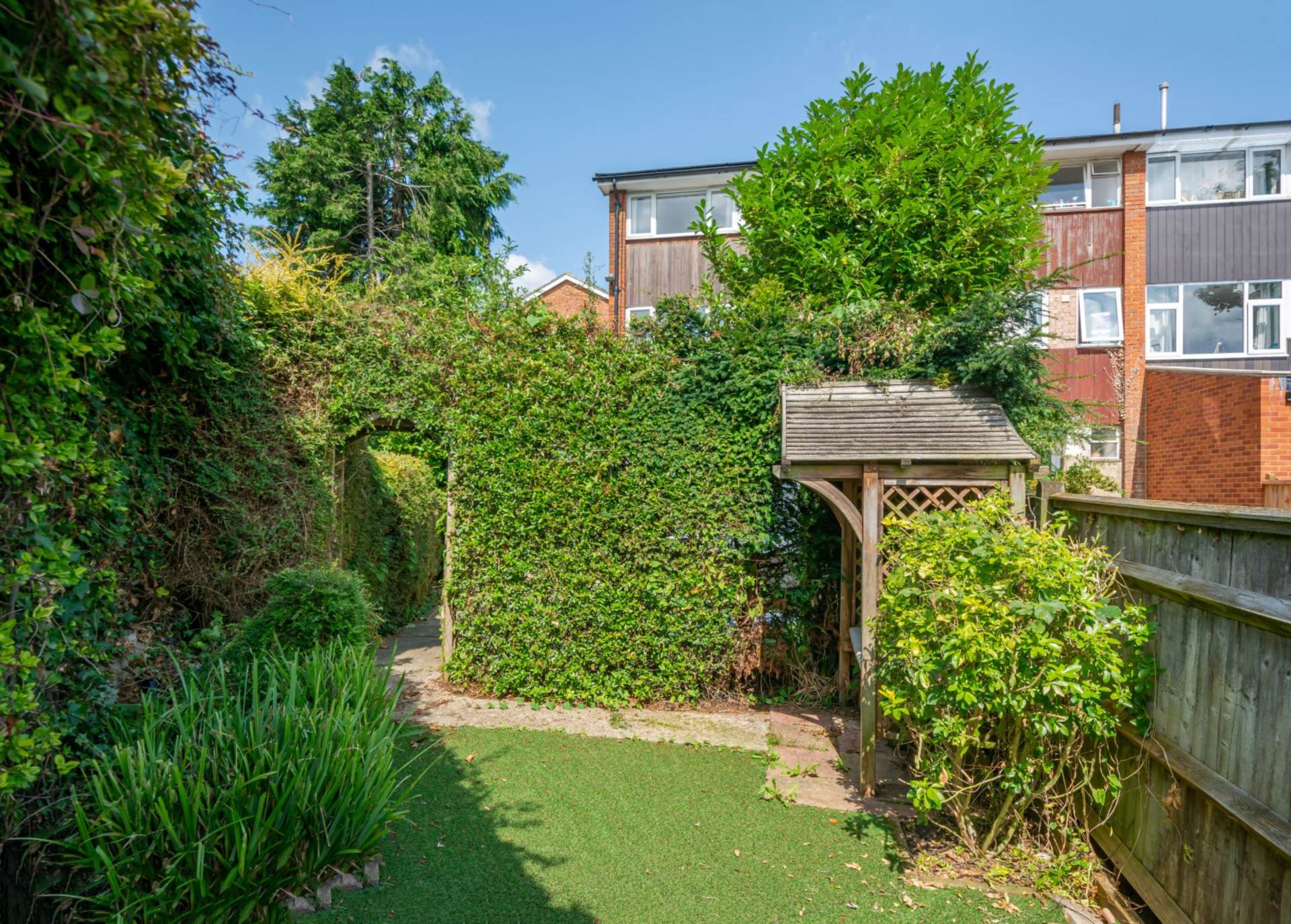 Queens Drive, Guildford, Image 11