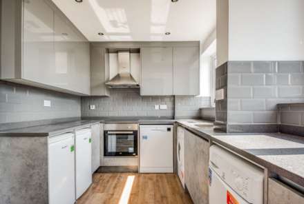 Queens Drive, Guildford, Image 10