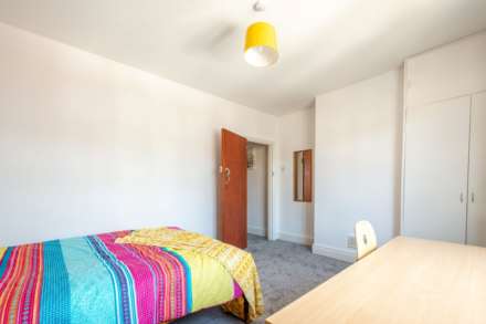 Parkhurst Road, Guildford, Image 9