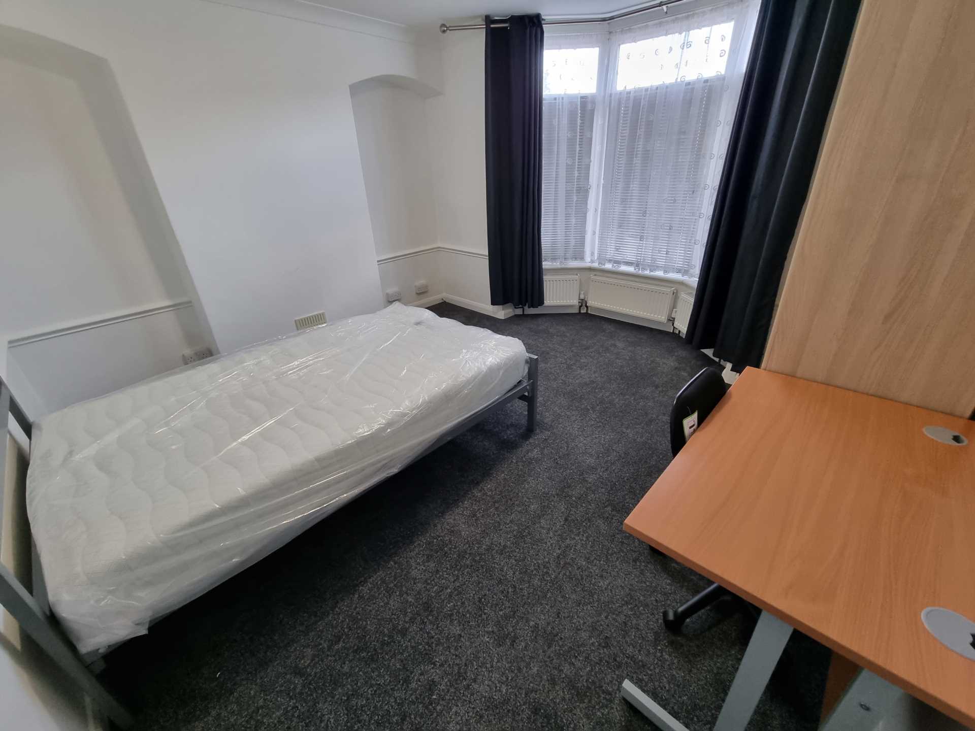 Guildford Park Road, Guildford, Image 7