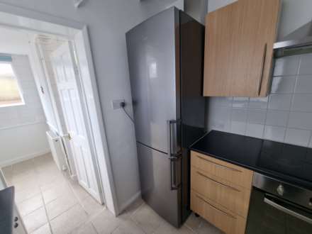 Guildford Park Road, Guildford, Image 4