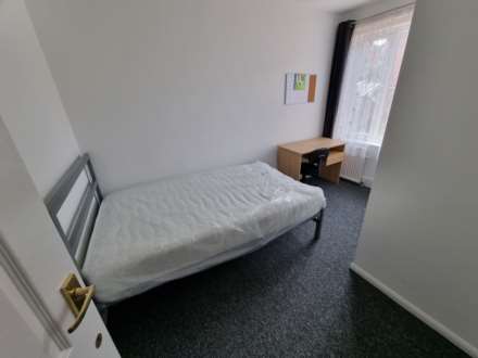 Guildford Park Road, Guildford, Image 9