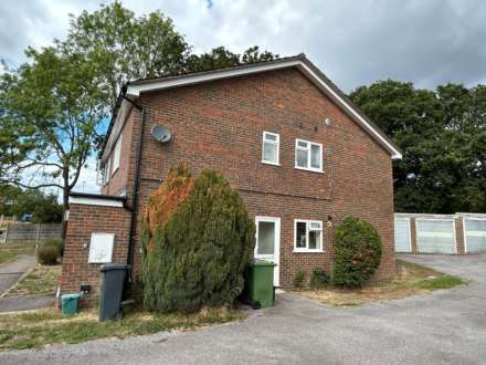 The Chase, Guildford, Image 2