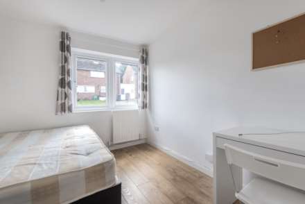 Homestall, Guildford, Image 2