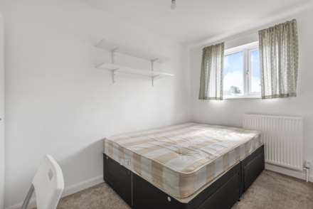 Homestall, Guildford, Image 3