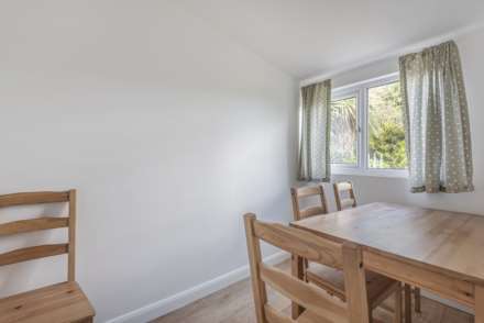 Homestall, Guildford, Image 6
