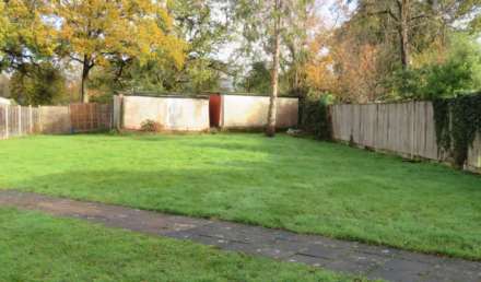 The Chase, Guildford, Image 7