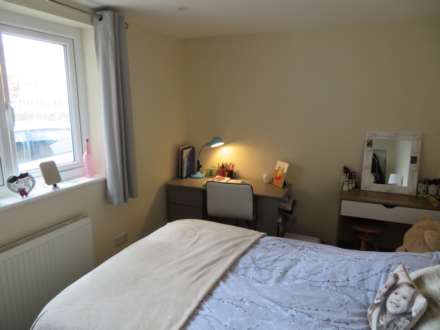 Southway, Guildford, Image 6