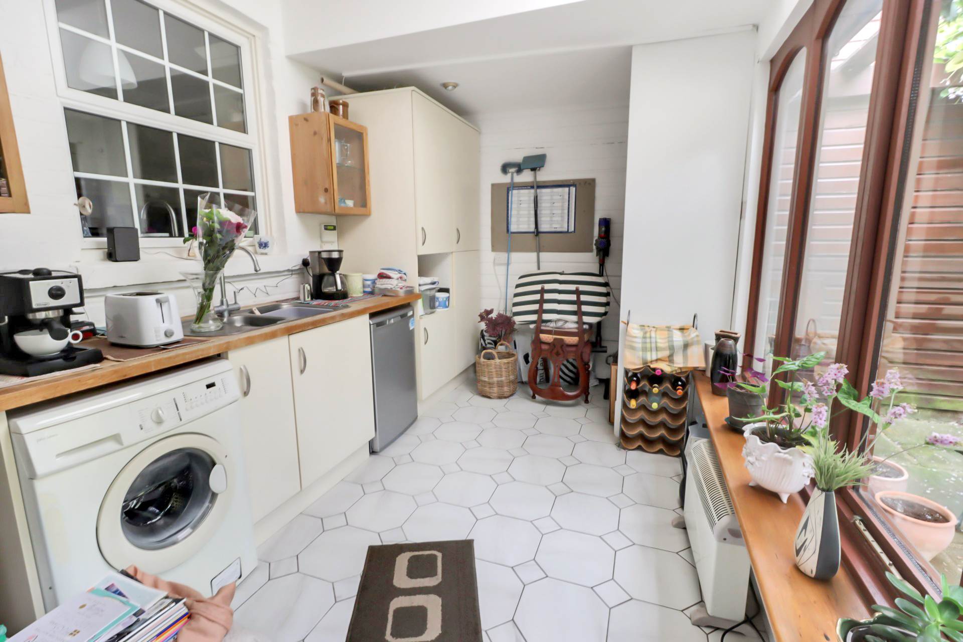 Church Road, Earley, Image 8
