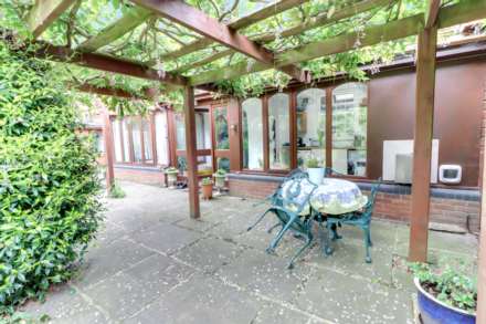 Church Road, Earley, Image 16